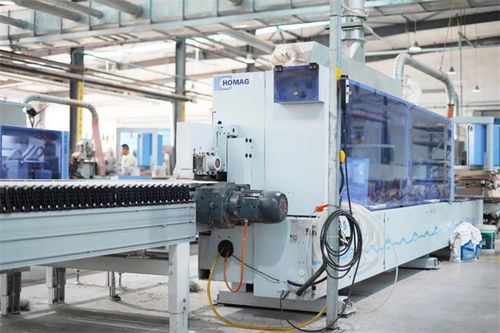 三峰整家定制 采用ENF級板材與先進機械設備，打造健康環(huán)保家居